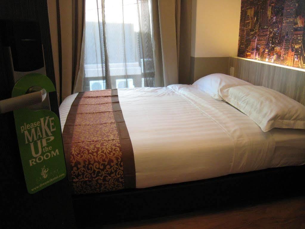 Dreamz Paradise Hotel Malacca Екстер'єр фото